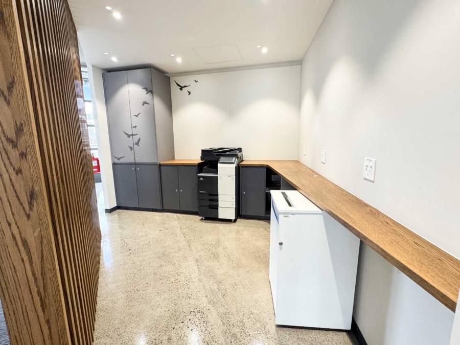 To Let Commercial Property for Rent in Woodstock Western Cape
